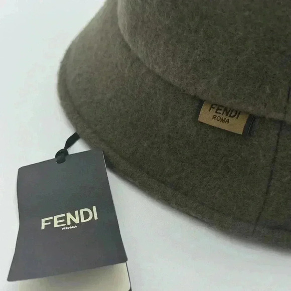 BNWT FENDI HAT FF Logo Wool Bucket Hat Large - Picture 10 of 12